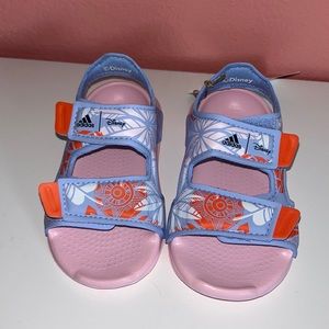 Toddler shoes
